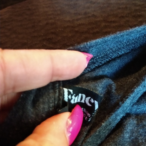 Grey t shirt size large - Picture 2 of 3